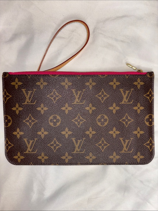 Handbags - LV Neverfull Pochette Monogram w/ Pivoine Pink Interior Wristlet Clutch EUC